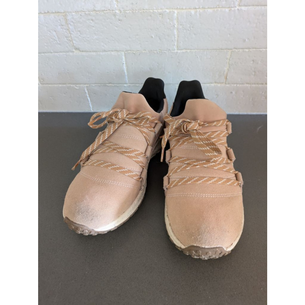 Women's HOLO Tan Sneakers Size 8
